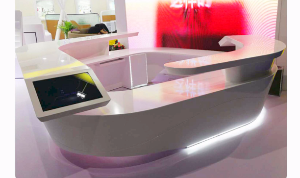  Irregular reception desk